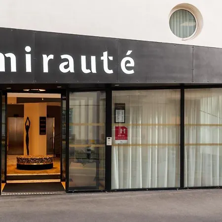 Hotell L'amiraute 4*