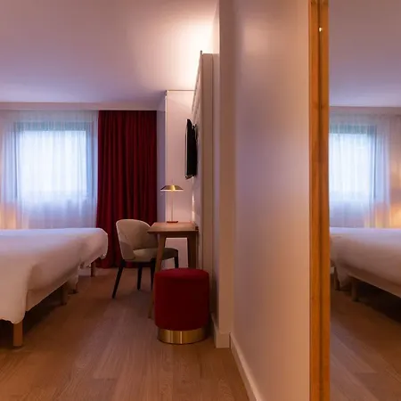 L'amiraute Hotell