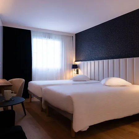 Hotell L'amiraute 4*