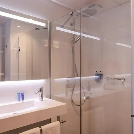 酒店 拉米劳特布尔斯特酒店 4*