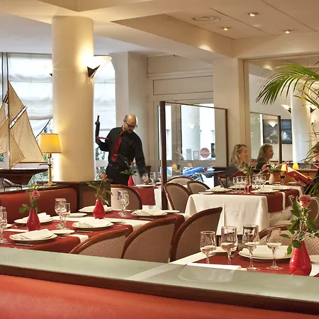 L'amiraute Hotel