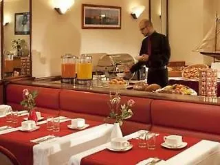 Hotel L'amiraute 4*