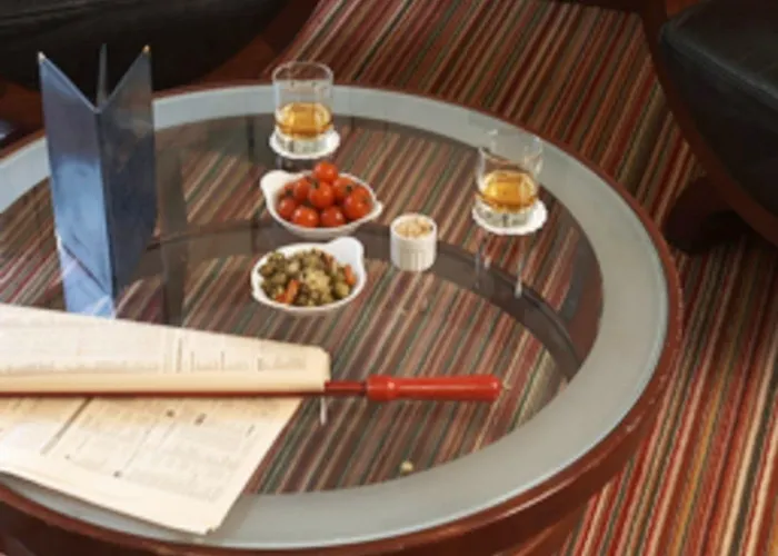 L'amiraute מלון 4*